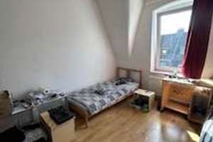 Mehrfamilienhaus in Essen-Schönebeck mit zusätzlichem Ausbaupotenzial. – Dreigarbenfeld  Str. 50, 45359 Schönebeck, Essen – Vorschaubild 10