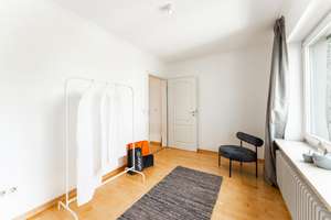 Freistehendes Einfamilienhaus mit Garten und Entwicklungspotenzial – Die vollständige Adresse der Immobilie erhältst du vom Anbieter., 81739 Waldperlach, München – Vorschaubild 23