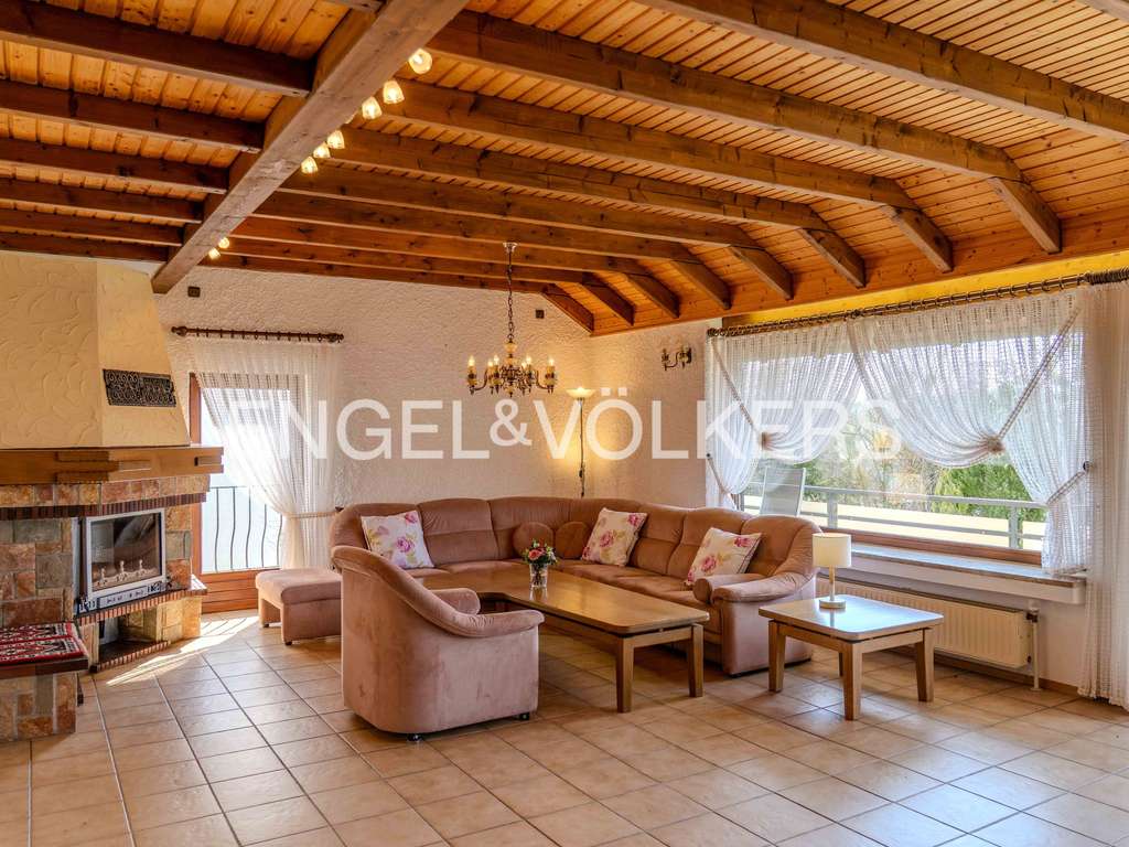 Immobilie in Beilstein - Einfamilienhaus mit Charme und Entwicklungspotenzial - Bild 2