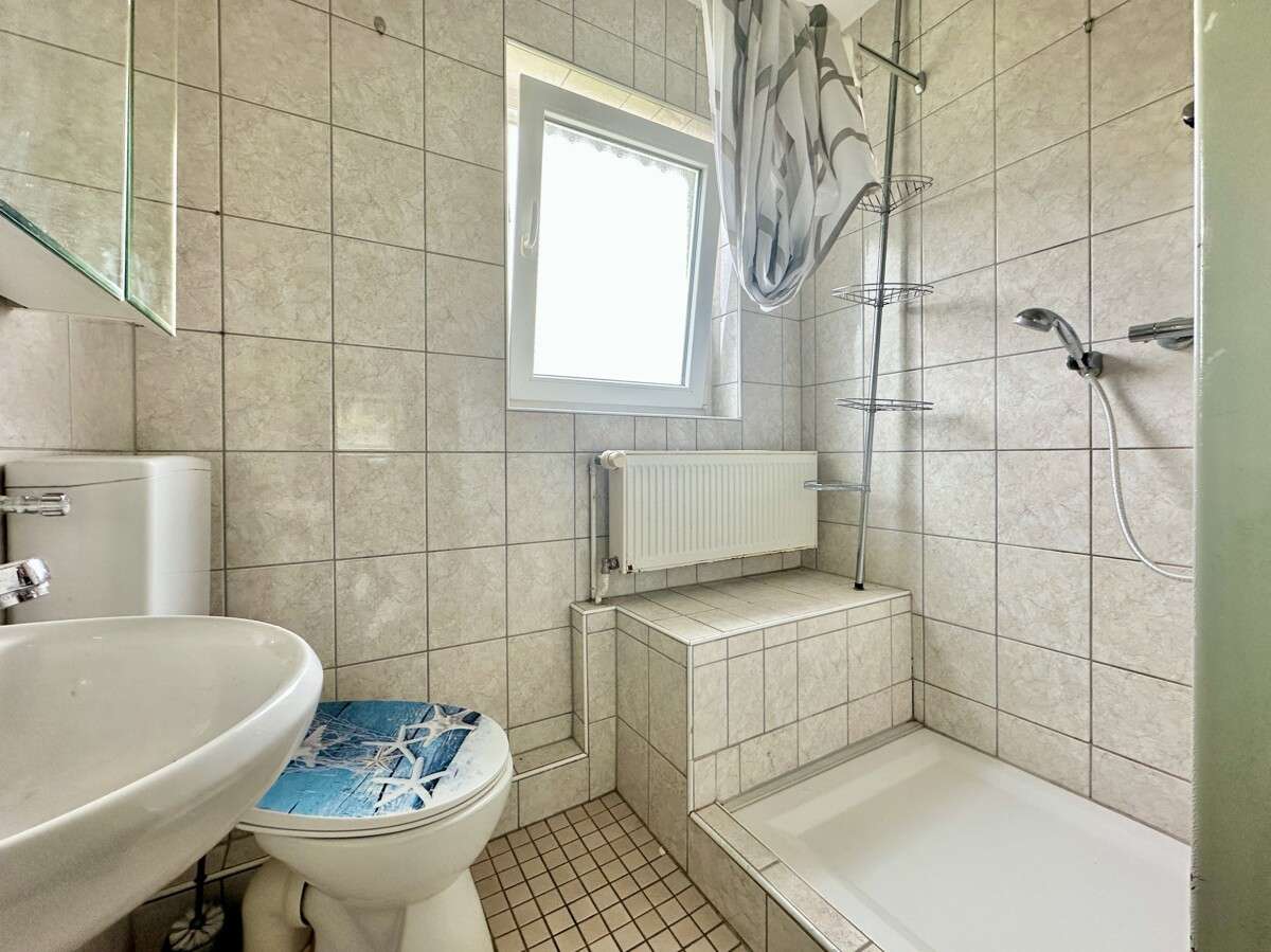 Immobilie in Großseifen - **Attraktives Mehrfamilienhaus mit hohem Renditepotenzial in Großseifen** - Bild 2