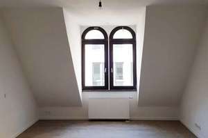 Stilvolle 4-Zimmer-Wohnung mit Badewanne, Dusche und Süd-Balkon in denkmalgeschütztem Altbau – Die vollständige Adresse der Immobilie erhältst du vom Anbieter., 4105 Zentrum-Nord, Leipzig – Vorschaubild 2