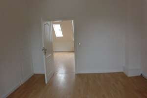 Ölberg - helle, attraktive 3 Zimmer Dachgeschoß-Wohnung – Wülfrather Str. 12, 42105 Elberfeld, Wuppertal – Vorschaubild 2