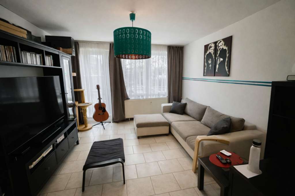 Immobilie in Hattersheim - 4 Zimmerwohnung mit Balkon + PKW Außenstellplatz in Hattersheim! - Bild 1