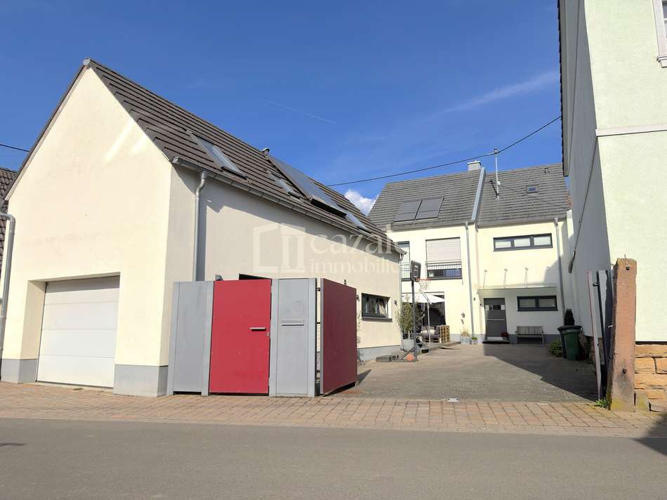 Straßenansicht