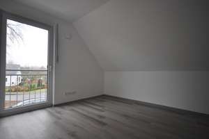 Freistehender Familientraum, Baujahr 2020, großes Grundstück… – Die vollständige Adresse der Immobilie erhältst du vom Anbieter., 27619 Schiffdorf – Vorschaubild 11