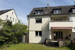 Unmittelbar an der Uni-Klinik: Sonne - Weite- Ruhe - Reihenendhaus mit Traumgarten in Bestlage – Die vollständige Adresse der Immobilie erhältst du vom Anbieter., 40225 Bilk, Düsseldorf – Vorschaubild 2
