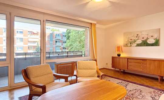 Ruhig. Großzügig. Grün. – 4-ZKB mit Loggia, Balkon & Garage – provisionsfrei
