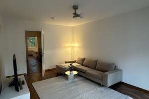 Helle, modern geschnittene 2,5‑Zimmer‑Wohnung mit Balkon – Wilhelm-Stolze-Straße 24, 10249 Friedrichshain, Berlin – Vorschaubild 1