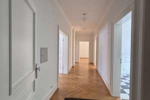 Denkmalgeschützer Stilaltbau! 4 ZKB - 113 m² modernisiert 2018 mit EBK Wi-Biebrich € 380.000,- – Stettiner Straße 19, 65203 Biebrich, Wiesbaden – Vorschaubild 2