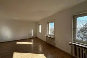 Hellle Dachgeschosswohnung in großzügiger Villa – Wartestraße 12, 65191 Bierstadt, Wiesbaden – Vorschaubild 7