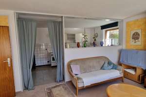 Wohnen wie im Park!
Tolles Landhaus
+ 4 Nebengebäude
+ PV-Anlage u. Fernwärme
+ Bezugsfrei in Kü – Die vollständige Adresse der Immobilie erhältst du vom Anbieter., 95473 Creußen – Vorschaubild 34