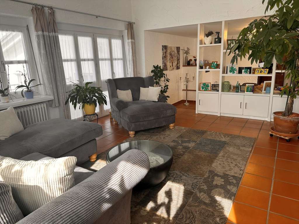 Immobilie in Nandlstadt - Individuelles Einfamilienhaus mit Pool in Nandlstadt - Provisionsfrei - - Bild 2