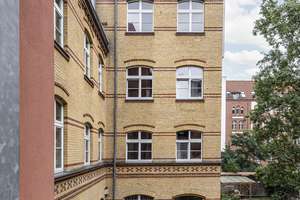 Außergewöhnliche 3-Zimmer-Wohnung mit Backsteincharme und Terrasse am Engeldamm. Ohne Käuferprovisio – Engeldamm 68, 10179 Mitte (Ortsteil), Berlin – Vorschaubild 14