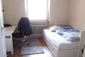 Perfekt für Studenteneltern und Kapitalanleger: Schöne 3er-WG-Whg. komplett ausgestattet, gute Lage – Gustav-Schiefer-Str. 36, 80995 Lerchenau-West, München – Vorschaubild 11