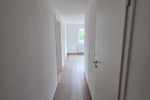 Zuhause mit 4 Zimmern in Berlin – Am Schmeding 23, 12685 Marzahn, Berlin – Vorschaubild 3