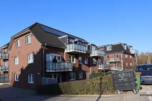 Attraktive 3-Zimmer-Erdgeschoss-Wohnung mit Terrasse, Gartenanteil und Fahrstuhl in ruhiger Lage