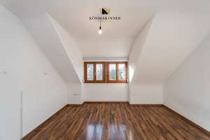 Klein, fein und voller Möglichkeiten: 1-Zimmer-Dachgeschosswohnung in Stuttgart-Obertürkheim