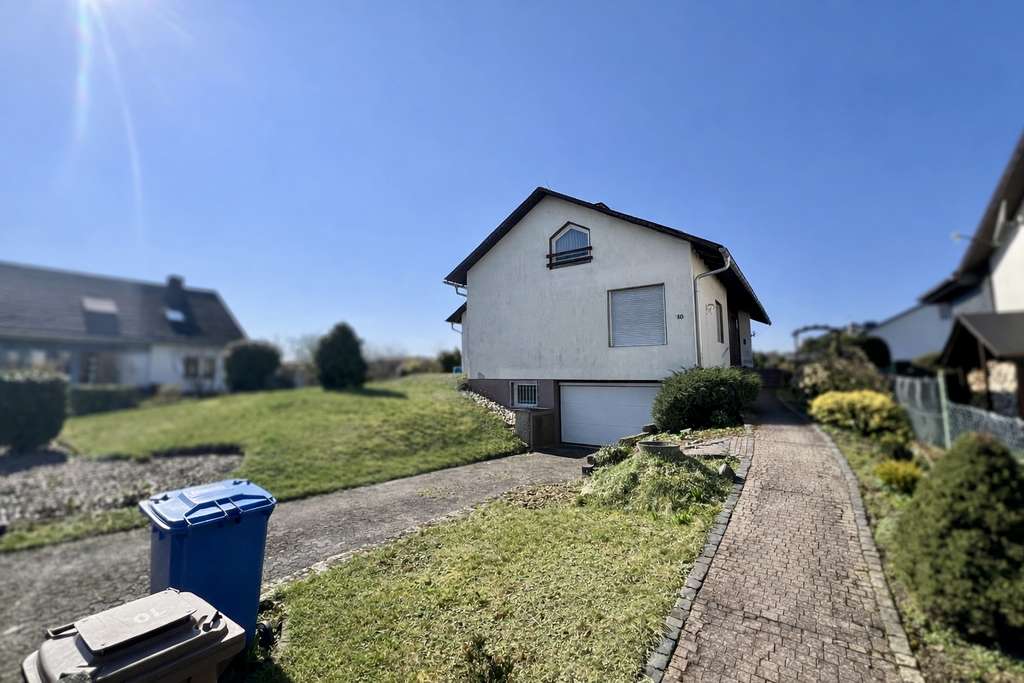 Immobilie in Löhnberg - „Falkenflug“ – Ein Zuhause, das Ihnen Flügel verleiht - Bild 1