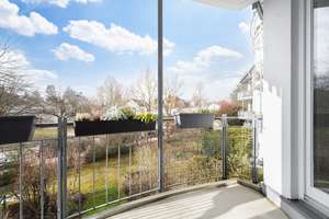 Freie 2-Zimmer-Wohnung mit West-Balkon, attraktiver Ausstattung und TG-Stellplatz – Die vollständige Adresse der Immobilie erhältst du vom Anbieter., 80997 Allach, München – Vorschaubild 2