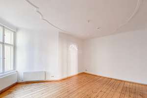 GROßZÜGIGE UND KLASSISCHE ALTBAUWOHNUNG MIT BALKON IN PRENZLAUER BERG! PROVISIONSFREI! – Ueckermünder Str. 17, 10439 Prenzlauer Berg, Berlin – Vorschaubild 9