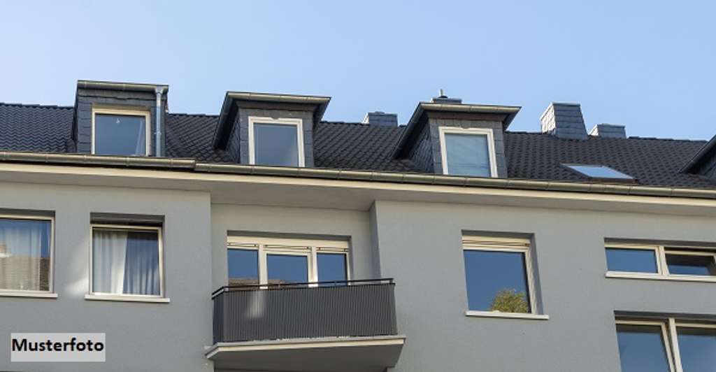 3-Zimmer-Wohnung nebst Loggia