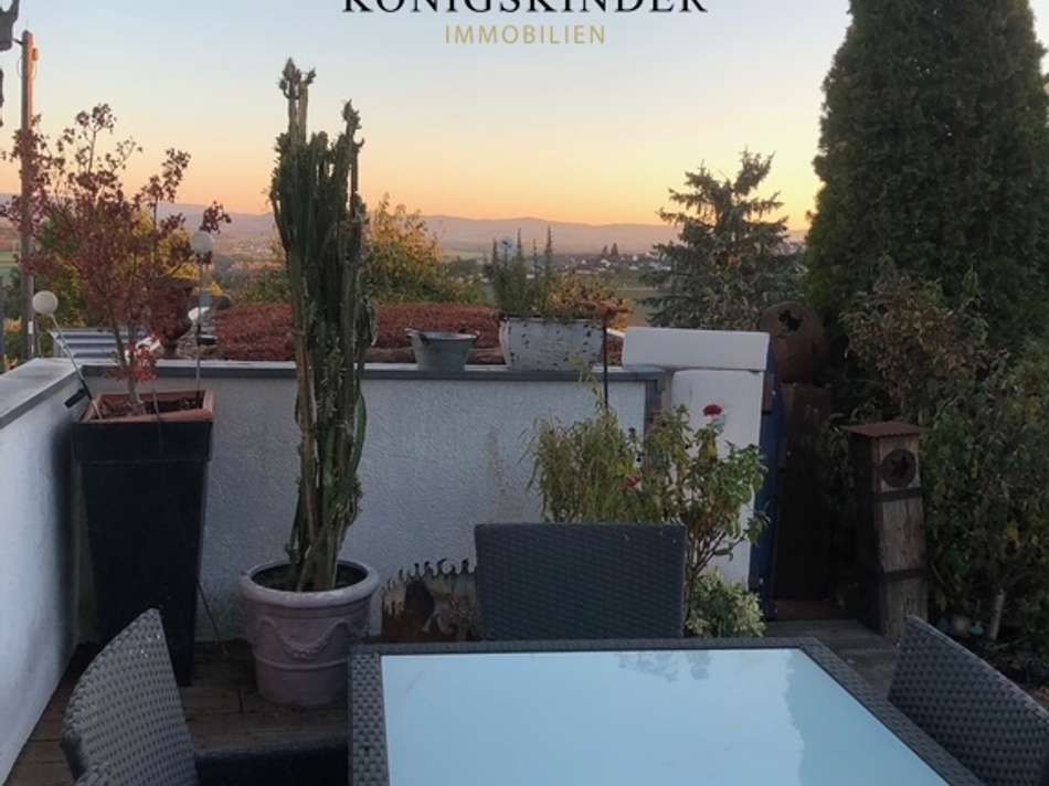 Terrasse bei Abend