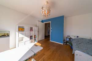 Energieeffizientes Einfamilienhaus mit Aufzug und barrierearmer Ausstattung – Die vollständige Adresse der Immobilie erhältst du vom Anbieter., 63075 Bürgel, Offenbach am Main – Vorschaubild 18