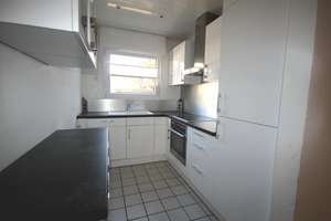 Gepflegtes Reihenmittelhaus mit 4,5 Zimmern in Düsseldorf-Hellerhof – Maximilian-Kolbe Straße 35, 40595 Hellerhof, Düsseldorf – Vorschaubild 11