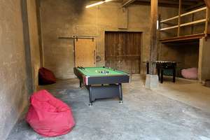 WG-Zimmer ++ Zentralgelegen nähe Campus + mit einem Billiardtisch