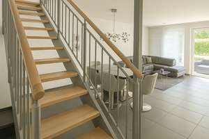 Hochwertige Doppelhaushälfte mit Garage und schönem Garten – Die vollständige Adresse der Immobilie erhältst du vom Anbieter., 45881 Schalke, Gelsenkirchen – Vorschaubild 2