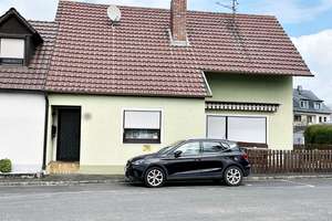 Haus in Geesdorf am Sportplatz – Die vollständige Adresse der Immobilie erhältst du vom Anbieter., 97353 Wiesentheid – Vorschaubild 1