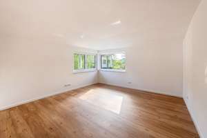 Moderne Stadtvilla mit Garten, Souterrain, Wärmepumpe und Energieeffizienz A+ in ruhiger Bestlage – Die vollständige Adresse der Immobilie erhältst du vom Anbieter., 22397 Duvenstedt, Hamburg – Vorschaubild 9