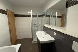 Freundliches und neuwertiges 5-Zimmer-Reihenhaus in Solingen Burg/Höhscheid – Ritterstraße 111, 42659 Burg/Höhscheid, Solingen – Vorschaubild 17