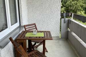 Sanierte 1 Zimmer Wohnung, Loggia, IKEA-möbliert, neues Bad, ruhige Hoflage – Plinganserstr. 17, 81369 Sendlinger Feld, München – Vorschaubild 3