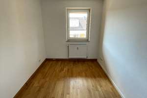 Helle 3-Zimmer-Wohnung in Wöhrd! 4. OG ohne Aufzug – Georg-Strobel-Str. 52, 90489 Wöhrd, Nürnberg – Vorschaubild 6