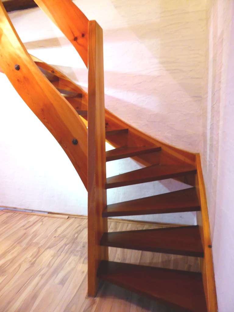 Immobilie in Remshalden - Doppelhaushälfte mit Dachloggia im Herzen von Geradstetten - Bild 0