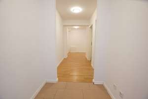 Moderne und großzügige
5 Zimmer-Wohnung über zwei Etagen mit separatem Eingang und Einbauküche – 40549 Heerdt, Düsseldorf – Vorschaubild 18