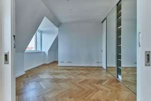 Provisionsfrei: Außergewöhnliche Dachgeschosswohnung mit Blick über Berlin und toller Dach-Terrasse – Die vollständige Adresse der Immobilie erhältst du vom Anbieter., 10117 Mitte (Ortsteil), Berlin – Vorschaubild 30