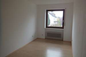 Ruhiges 4 Zimmer Reihenmittelhaus mit Westterasse und Garten – Die vollständige Adresse der Immobilie erhältst du vom Anbieter., 86343 Königsbrunn – Vorschaubild 8