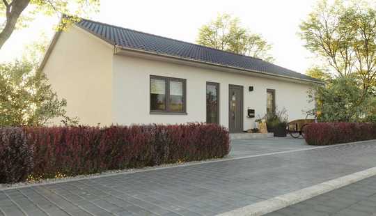 Bild von Der Town & Country Bungalow für jedes Alter in Weyhausen – modern und vielseitig