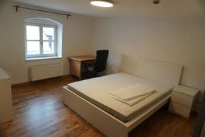 Möbliertes Zimmer im Stadtzentrum Regensburg in 2er WG – Die vollständige Adresse der Immobilie erhältst du vom Anbieter., 93047 Innenstadt, Regensburg – Vorschaubild 2