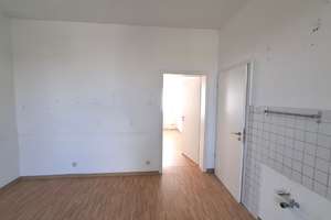 Tolle Etagen- Dachgeschosswohnung mit Nebenraum. Hier in Huttrop wohnt man gerne und zentral – Die vollständige Adresse der Immobilie erhältst du vom Anbieter., 45138 Huttrop, Essen – Vorschaubild 6