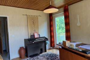 Ein freistehendes Einfamilienhaus - großer Garten - und gute Wohnlage ! – Die vollständige Adresse der Immobilie erhältst du vom Anbieter., 65199 Dotzheim, Wiesbaden – Vorschaubild 10