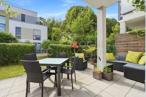 2-ZIMMER-ERDGESCHOSSWOHNUNG AUS 2018 "A" MIT SONNENTERRASSE/GARTEN UND TIEFGARAGE IN KÖLN-WEIDEN – Die vollständige Adresse der Immobilie erhältst du vom Anbieter., 50858 Weiden, Köln – Vorschaubild 13