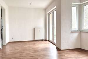 Helle, schöne 2-Zimmer-Wohnung mit EBK, TG und Balkon – Hansapark 34, 39112 Sudenburg, Magdeburg – Vorschaubild 4