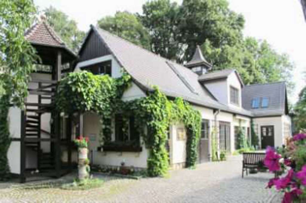 Immobilie in Finneland - Großzügiges Wohnhaus für 2-3 Generationen plus großem Nebengebäude zu verkaufen  - Bild 3