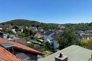 Doppelhaushälfte in Wiesbaden- Rambach , ruhige Höhenlage – Wellbornstr. 5, 65207 Rambach, Wiesbaden – Vorschaubild 2