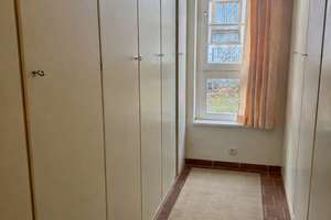 Barrierefreies Einfamilienhaus im Grünen am Eselsberg – Die vollständige Adresse der Immobilie erhältst du vom Anbieter., 97318 Kitzingen – Vorschaubild 5