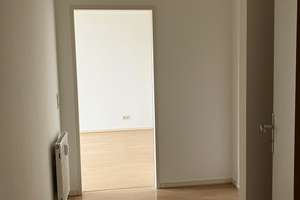 geräumige Wohnung zur Eigennutzung TE 41_ME32 – Grevenbroicher Weg 6, 40547 Lörick, Düsseldorf – Vorschaubild 2