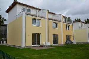 Ein Zuhause zum Ankommen – modernes Familienhaus mit Garten & großer Dachterrasse – Agnethaweg 4, 13055 Alt-Hohenschönhausen, Berlin – Vorschaubild 3